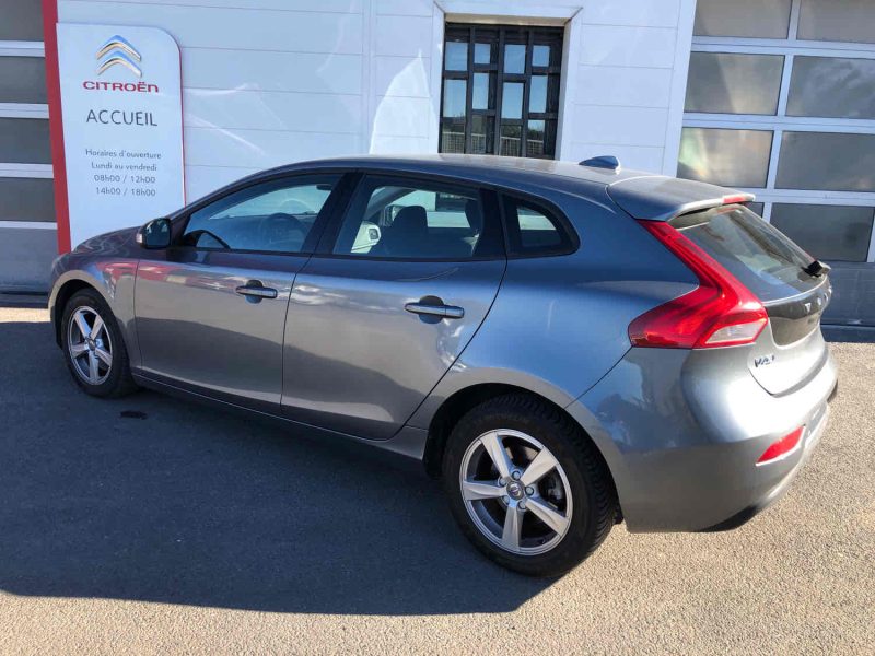 VOLVO V40 3/5 portes 2015