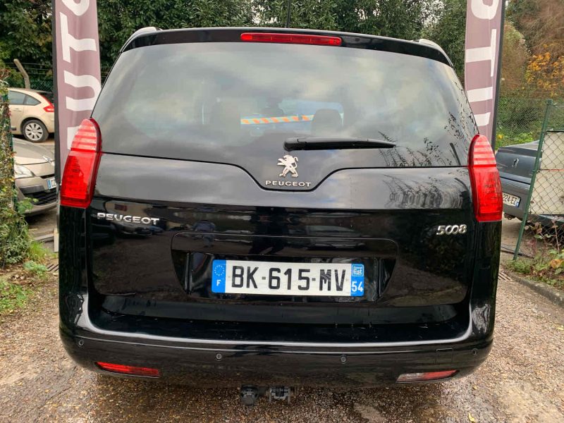 PEUGEOT 5008 2.0HDI 163CV