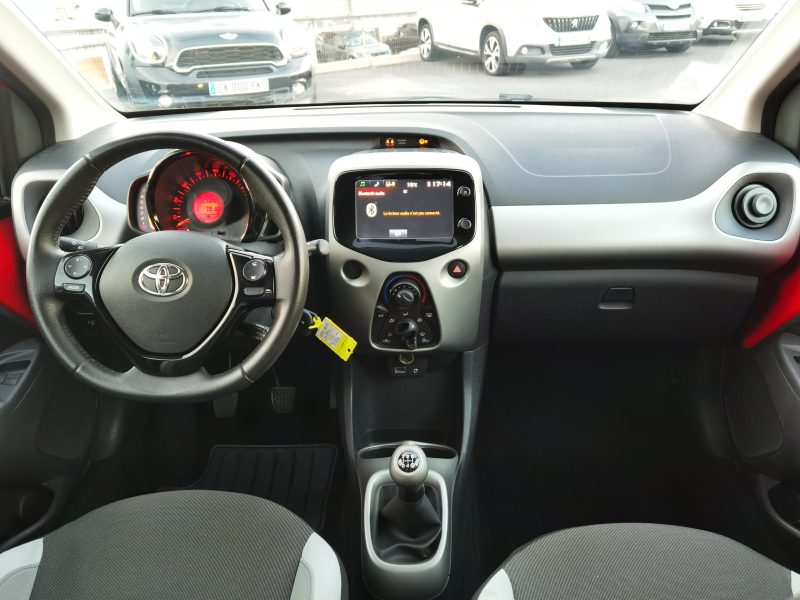 TOYOTA AYGO 1.0 VVTI X-PLAY Garantie 12 Mois