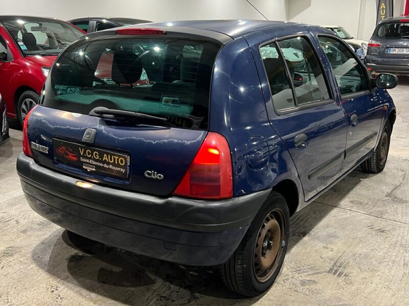 RENAULT CLIO II 2001