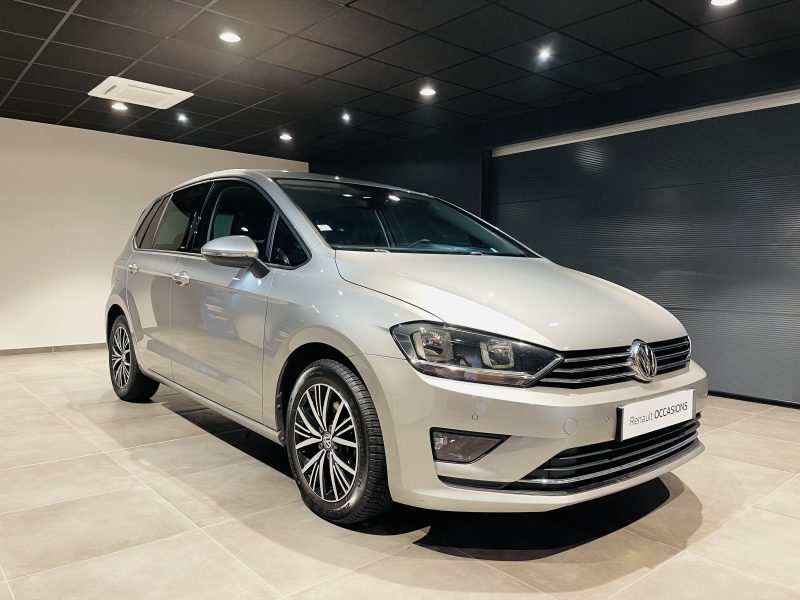 Voiture Occasion VOLKSWAGEN Volkswagen GOLF SPORTSVAN BlueMotion Technology 2016 AUBERIVES SUR VAREZE 38550 pas cher Tres Bon Plan