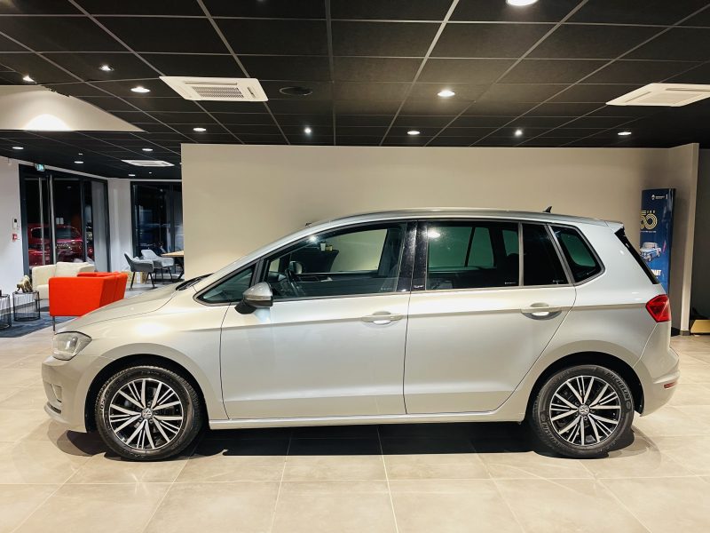 VOLKSWAGEN Volkswagen GOLF SPORTSVAN BlueMotion Technology 2016