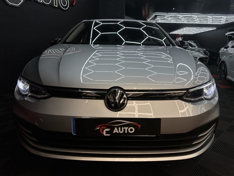 VOLKSWAGEN GOLF VIII 2020