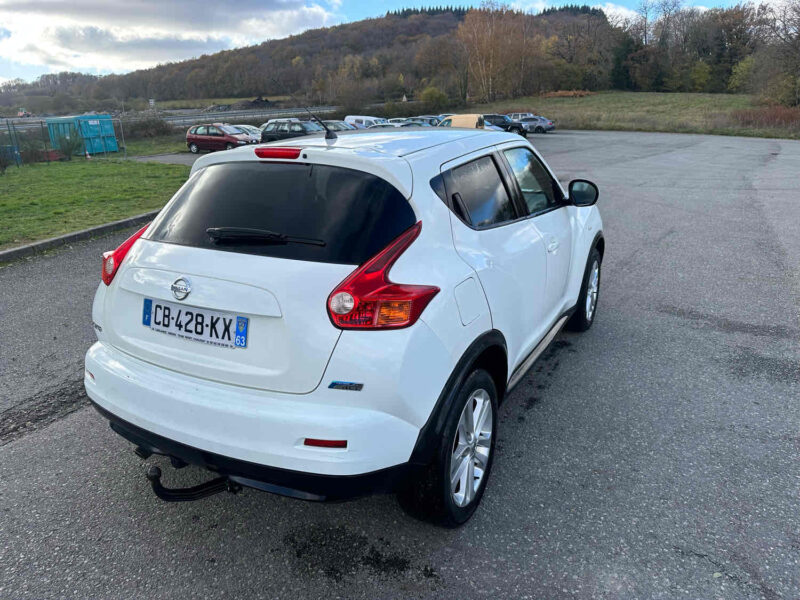 NISSAN JUKE 2012