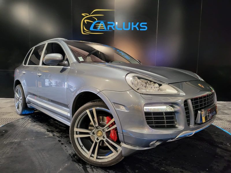 PORSCHE CAYENNE Turbo 4.5 V8 450cv Tiptronic // TOIT OUVRANT/SIEGES CHAUFFANT-AV-AR/ECRAN VIDEO ARRI