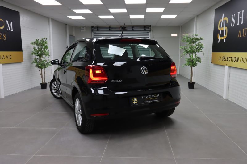 VOLKSWAGEN POLO V 2015