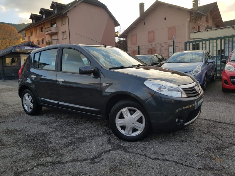 DACIA SANDERO 1.6 MPi 90CV PRESTIGE