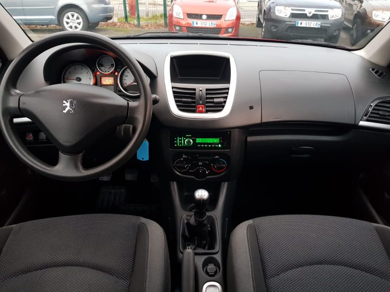 PEUGEOT  206+ 1.1i 60CV TRENDY