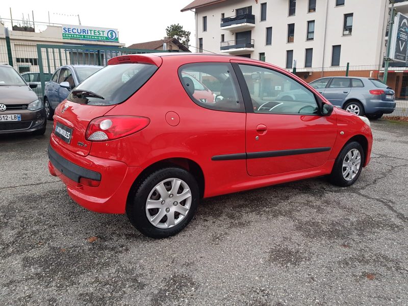 PEUGEOT  206+ 1.1i 60CV TRENDY