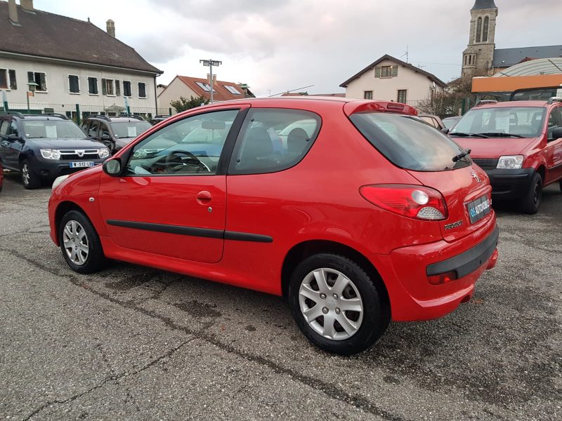 PEUGEOT  206+ 1.1i 60CV TRENDY