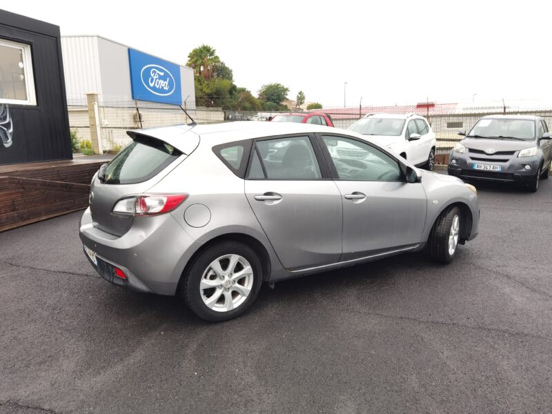 MAZDA 3 1.6 MZR ELEGANCE