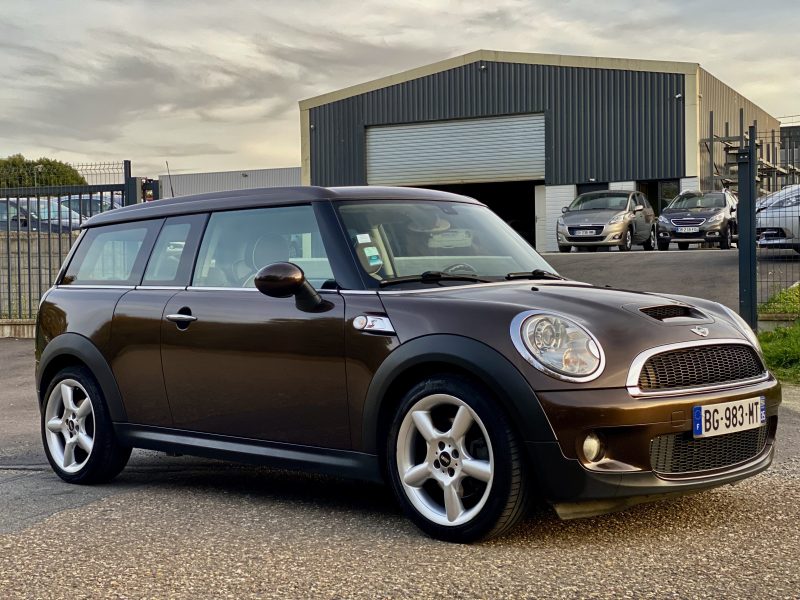 MINI CLUBMAN R55 1.6i 175 COOPER S