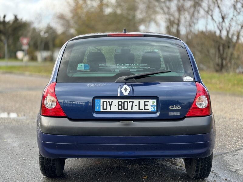 Renault Clio ll Phase 2 1.4 i 16V 98 CH PRIVILÈGE