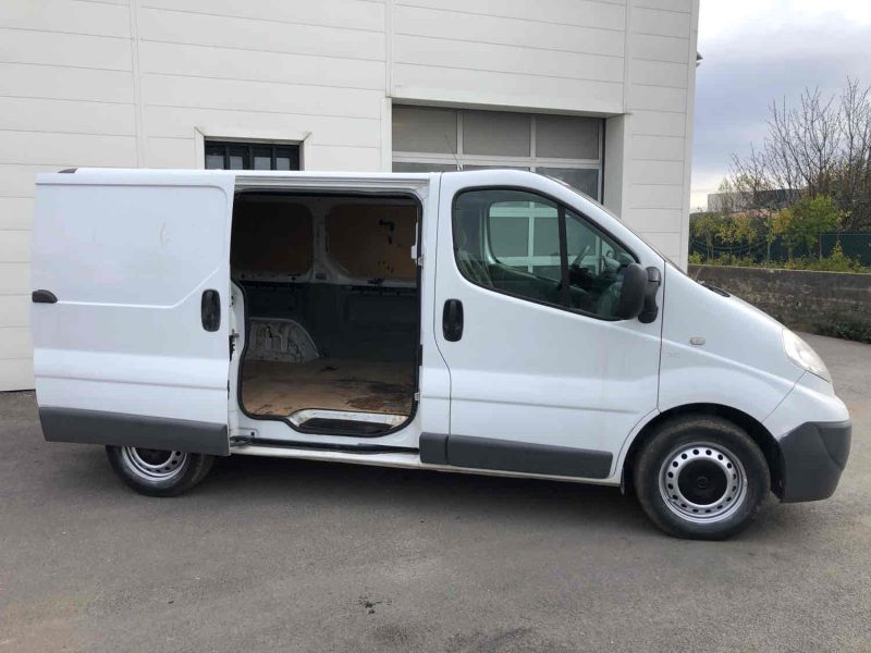 NISSAN PRIMASTAR Camionnette 2.0 dCi 115 