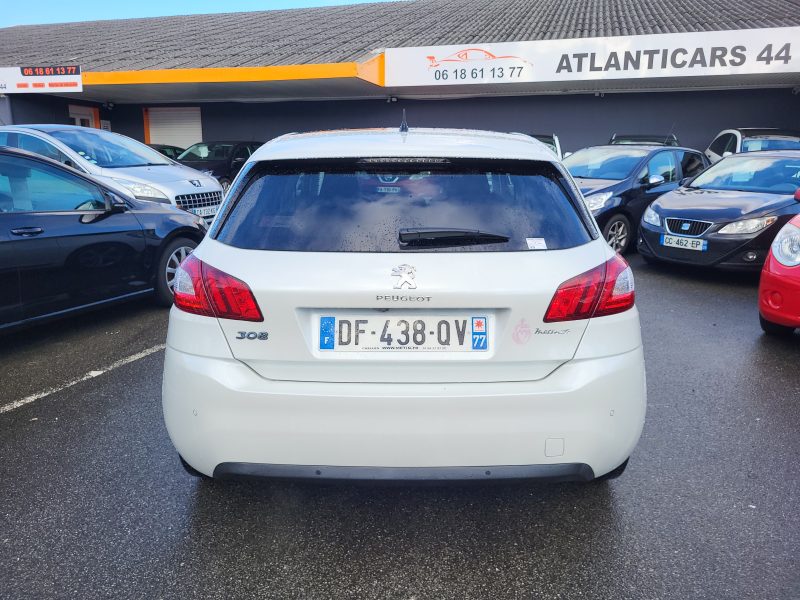 PEUGEOT 308 1.2e-THP 130 CV BVM6 FELINE