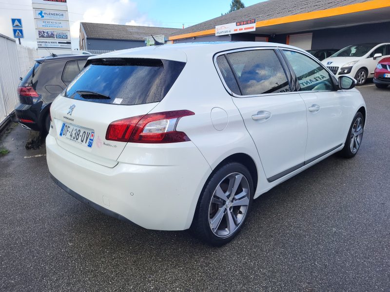 PEUGEOT 308 1.2e-THP 130 CV BVM6 FELINE