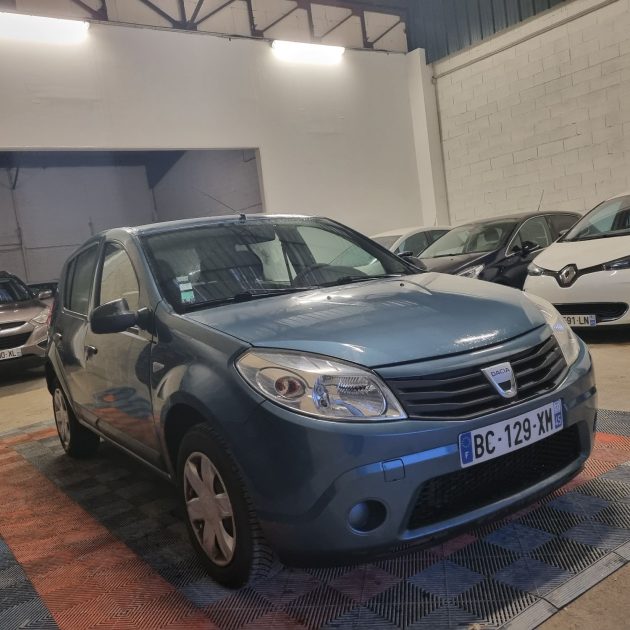 DACIA SANDERO 2010