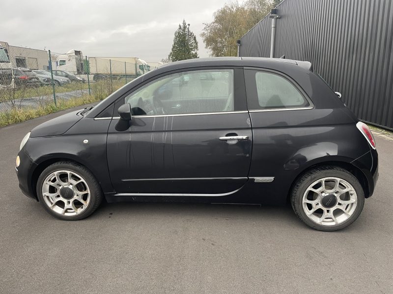 FIAT 500 2011 97000 km toit panoramique clim...