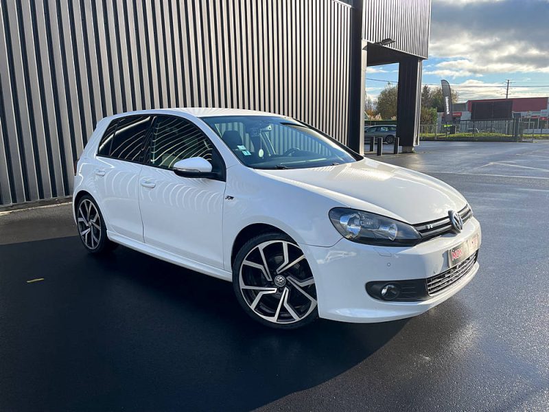 VOLKSWAGEN GOLF 2012