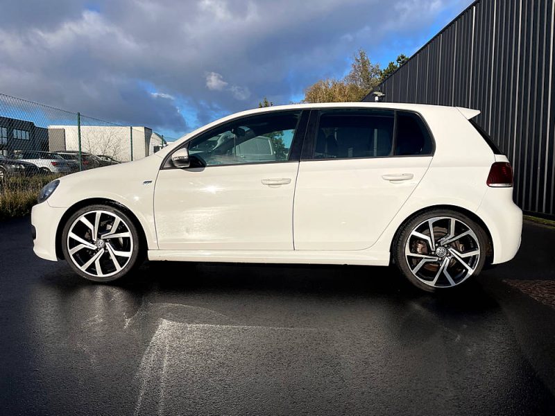 VOLKSWAGEN GOLF 2012