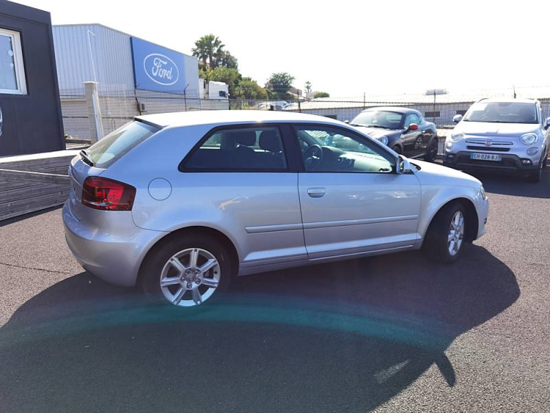 AUDI A3 2.0 TDI 140ch AMBITION BVA