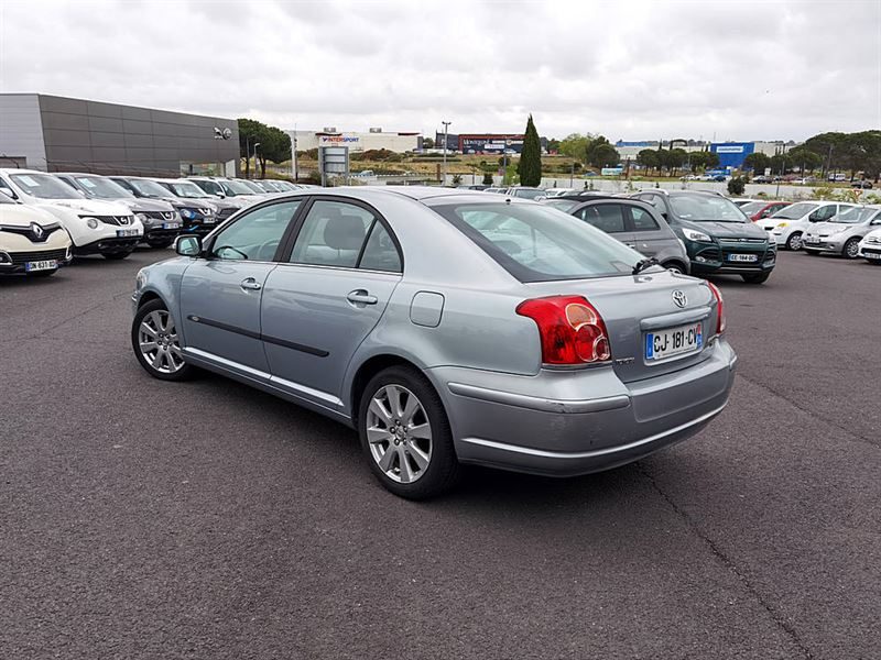 TOYOTA AVENSIS 2.0 D4D 126ch