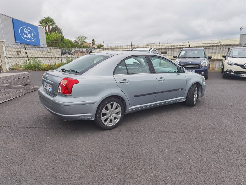 TOYOTA AVENSIS 2.0 D4D 126ch