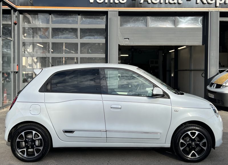 RENAULT TWINGO III PHASE 2 INTENS 0.9 TCE 95 1ERE MAIN BOITE AUTOMATIQUE APPLE CARPLAY Garantie 1 AN