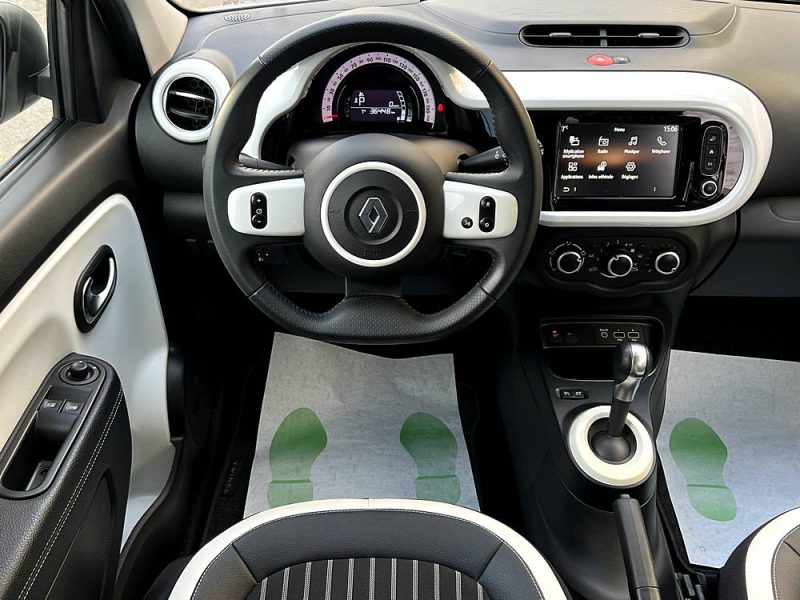 RENAULT TWINGO III PHASE 2 INTENS 0.9 TCE 95 1ERE MAIN BOITE AUTOMATIQUE APPLE CARPLAY Garantie 1 AN