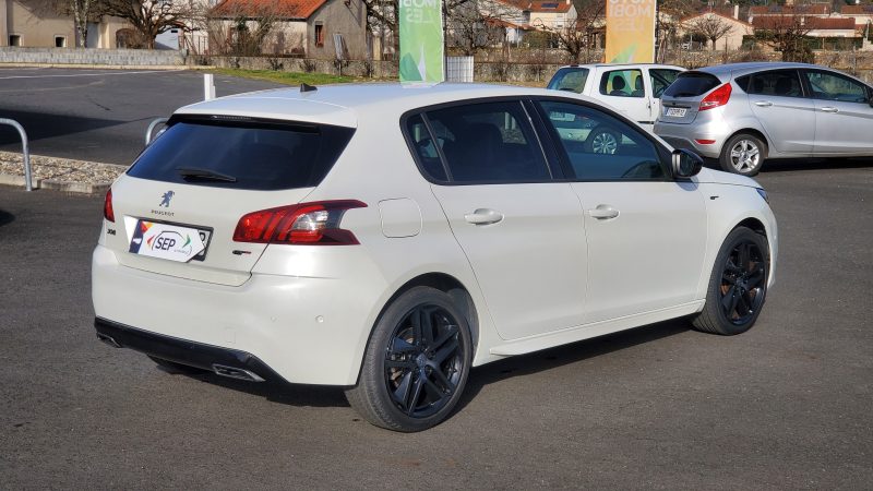 PEUGEOT 308 1.5 bHDI 130 EAT8  GT PACK