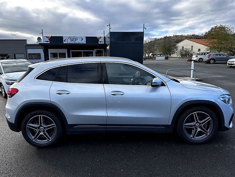 MERCEDES GLA 250 4MATIC DCT AMG LINE