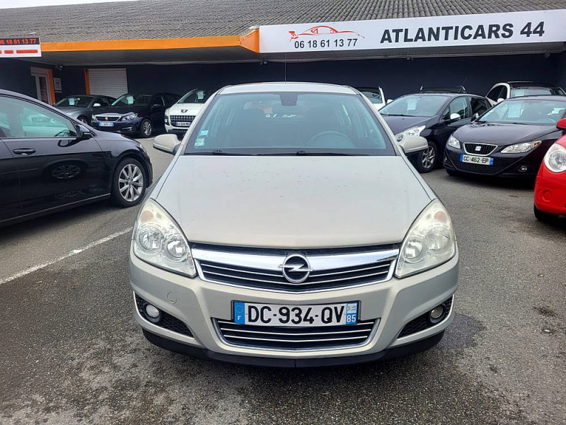 OPEL ASTRA 1.7 CDTI 100 CV COSMO