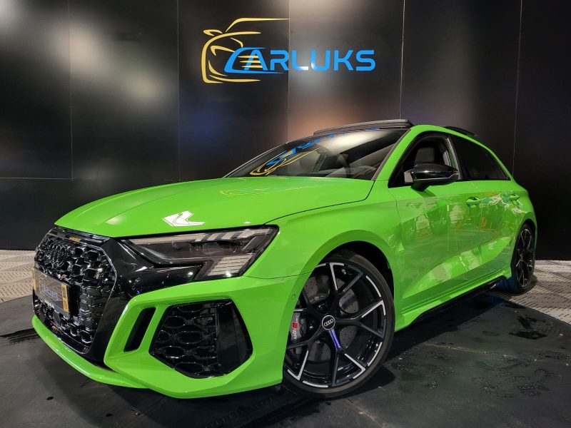 AUDI RS3 SPORTBACK III 2.5 TFSI 400cv S-Tronic7 // TOIT OUVRANT/FREINS CERAMIQUE/HAYON ELECTRIQUE