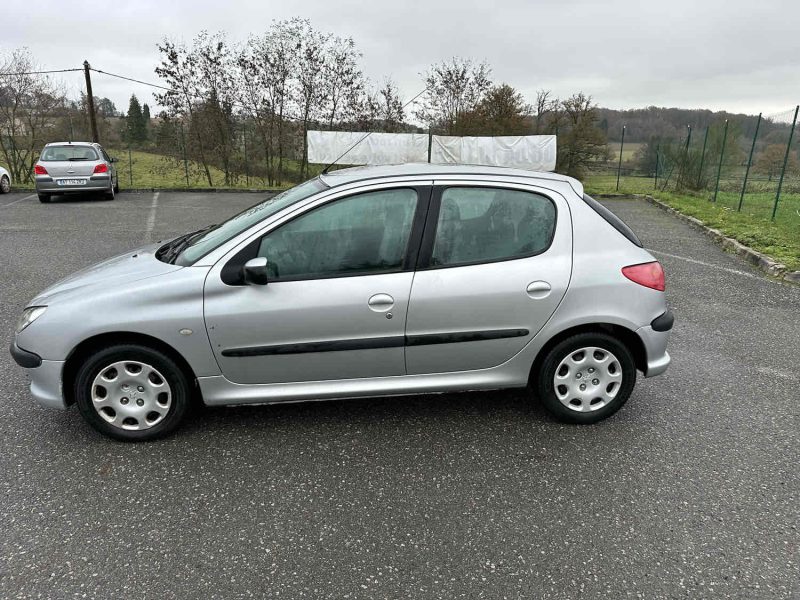 PEUGEOT 206 3/5 portes 2004