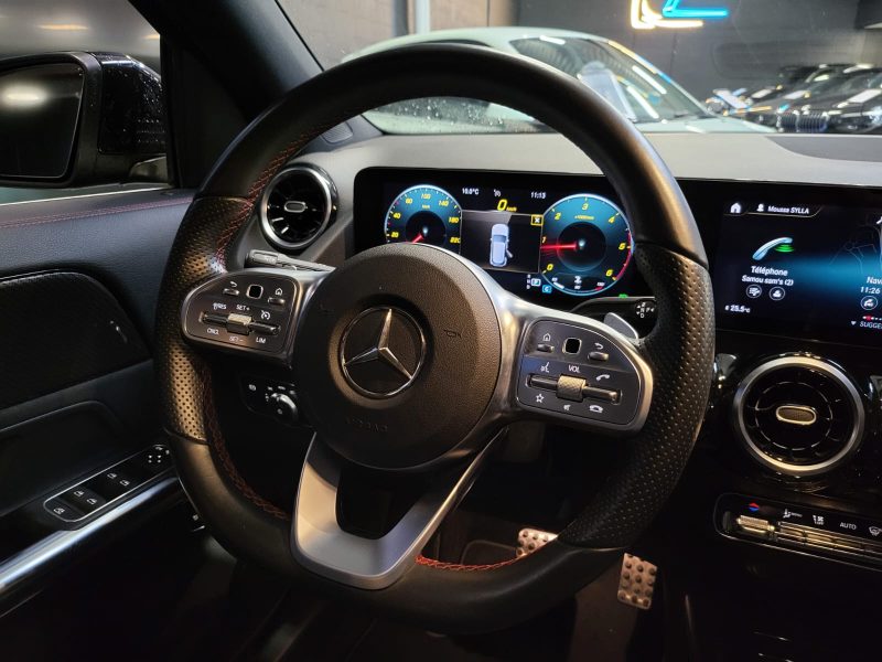 MERCEDES GLA 200d 150cv AMG LINE / VIRTUAL COCKPIT / APPLE CAR PLAY / TOIT OUVRANT