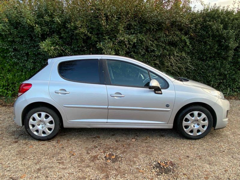 PEUGEOT 207 2011 1.4 16V 98cv