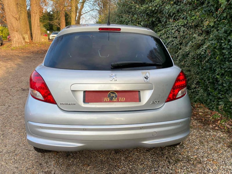 PEUGEOT 207 2011 1.4 16V 98cv