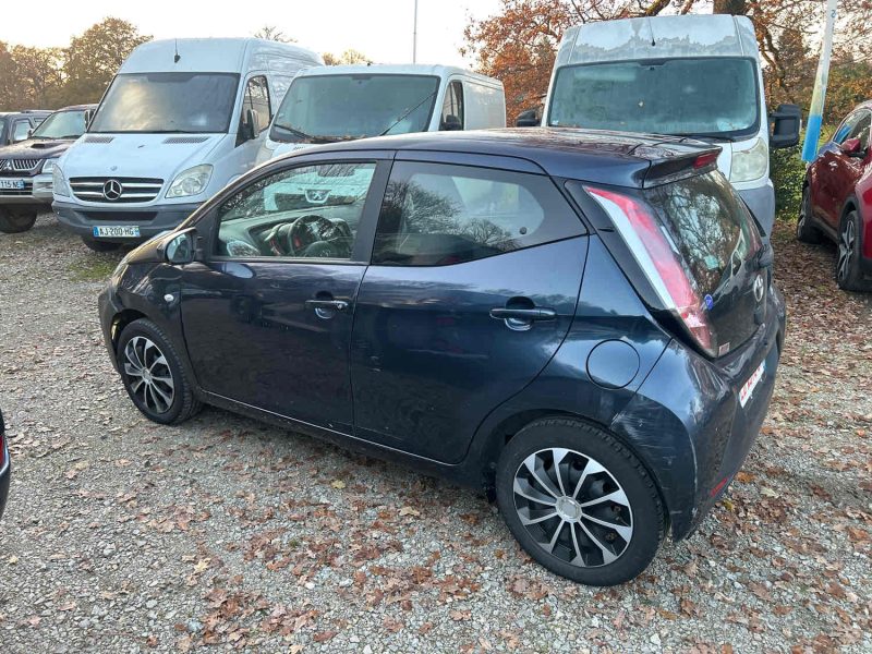 TOYOTA AYGO 2016