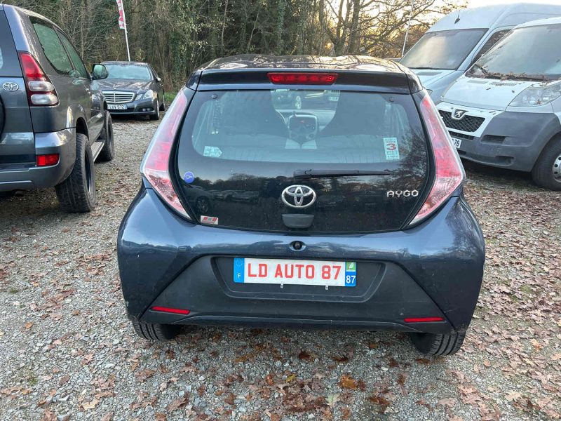 TOYOTA AYGO 2016