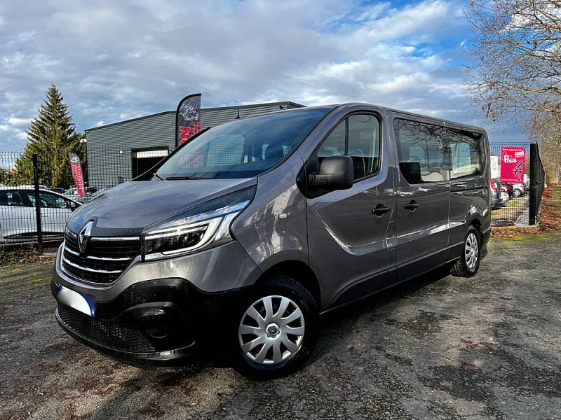 RENAULT TRAFIC III COMBI 2020