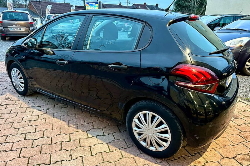 PEUGEOT 208 I 2015