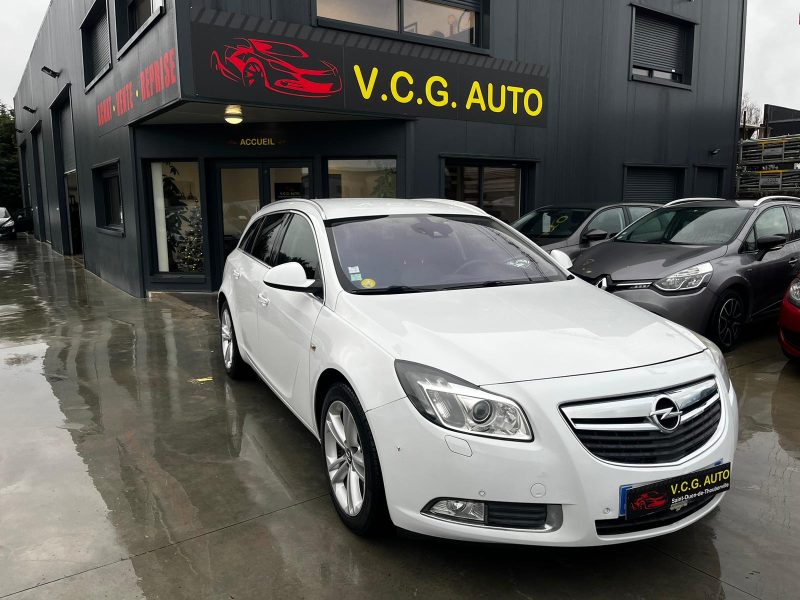 OPEL INSIGNIA A Sports Tourer2.0 Biturbo CDTI 4x4 195 Cosmo Pack