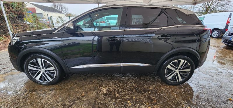 PEUGEOT 3008 GT SUV 2.0 BlueHDi 180CH 