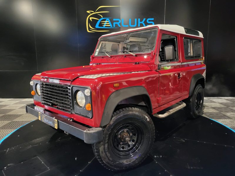 LAND ROVER DEFENDER (90) 2.3 74cv Break 4X4 / 4 FREINS A DISQUES/DIFFERENTIEL/YOUNGTIMER EXCELLENT E