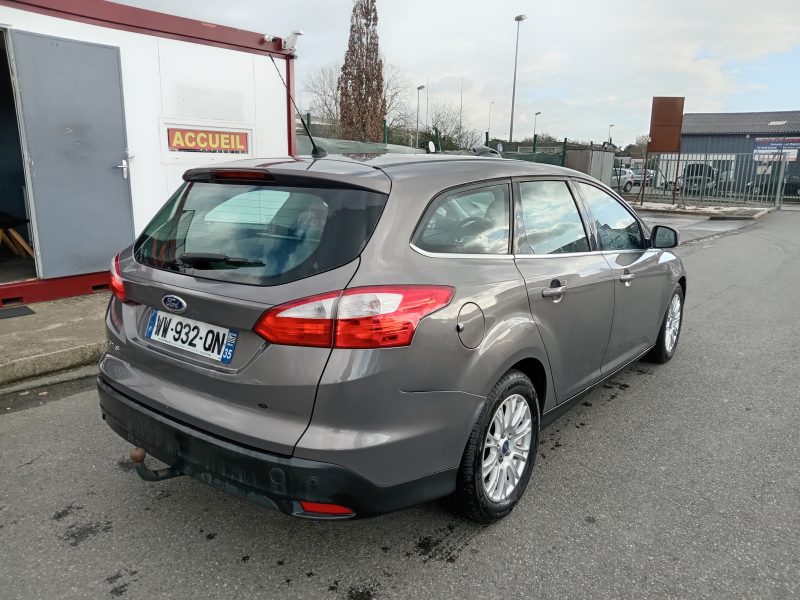 FORD FOCUS III  2011