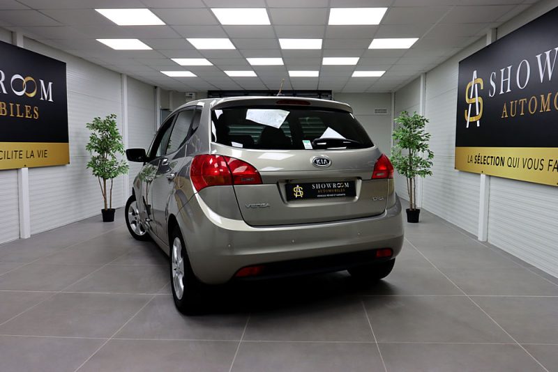 KIA VENGA 2012