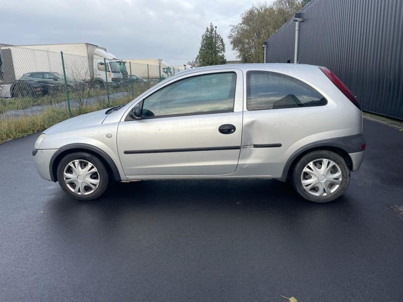 OPEL CORSA 2003 123000KM