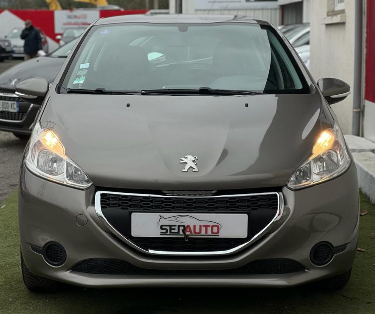 PEUGEOT 208 I 2014