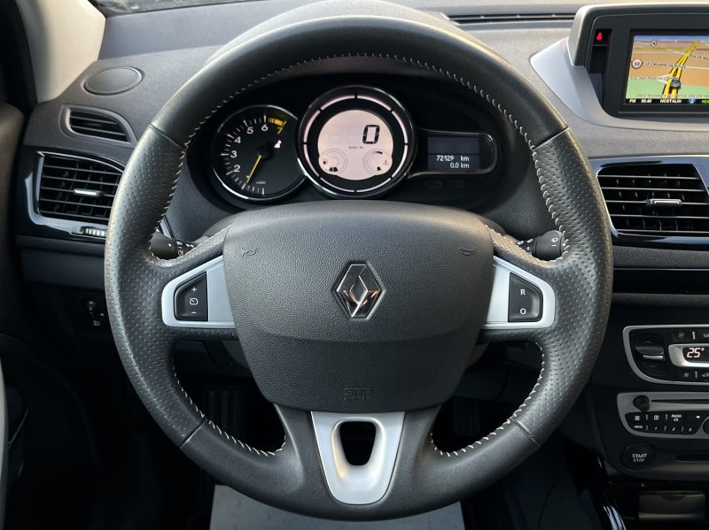 RENAULT MEGANE III COUPE BOSE 1.4 TCE 130 GPS BLUETOOTH / REPROGRAMMEE ETHANOL - GARANTIE 1 AN