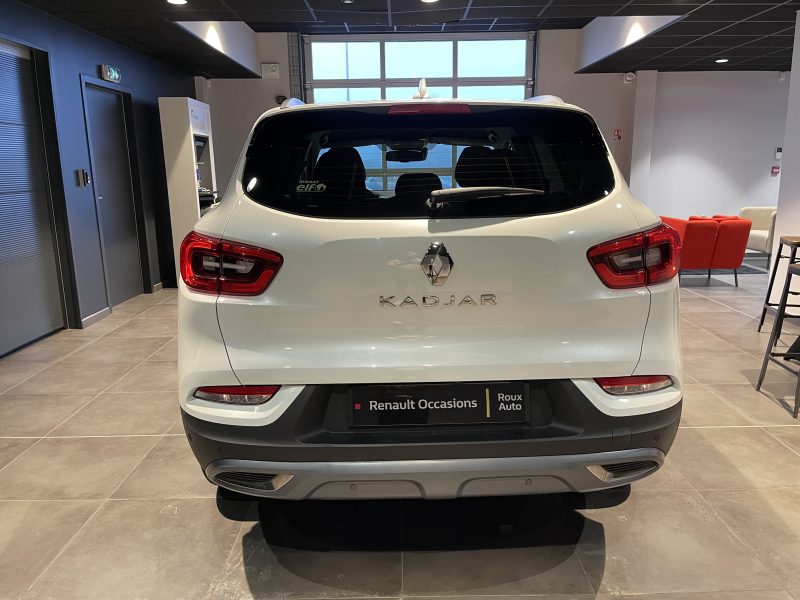 Model :KADJAR Finition:1.5 BLUE dCi 115 INTENS EDC / BLANC NACRE / ENTRETIEN RENAULT